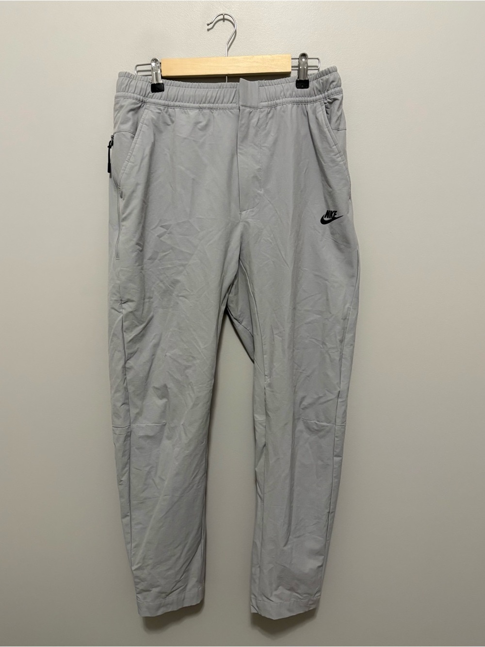Nike Men's Light Gray Athletic Performance Track Pants